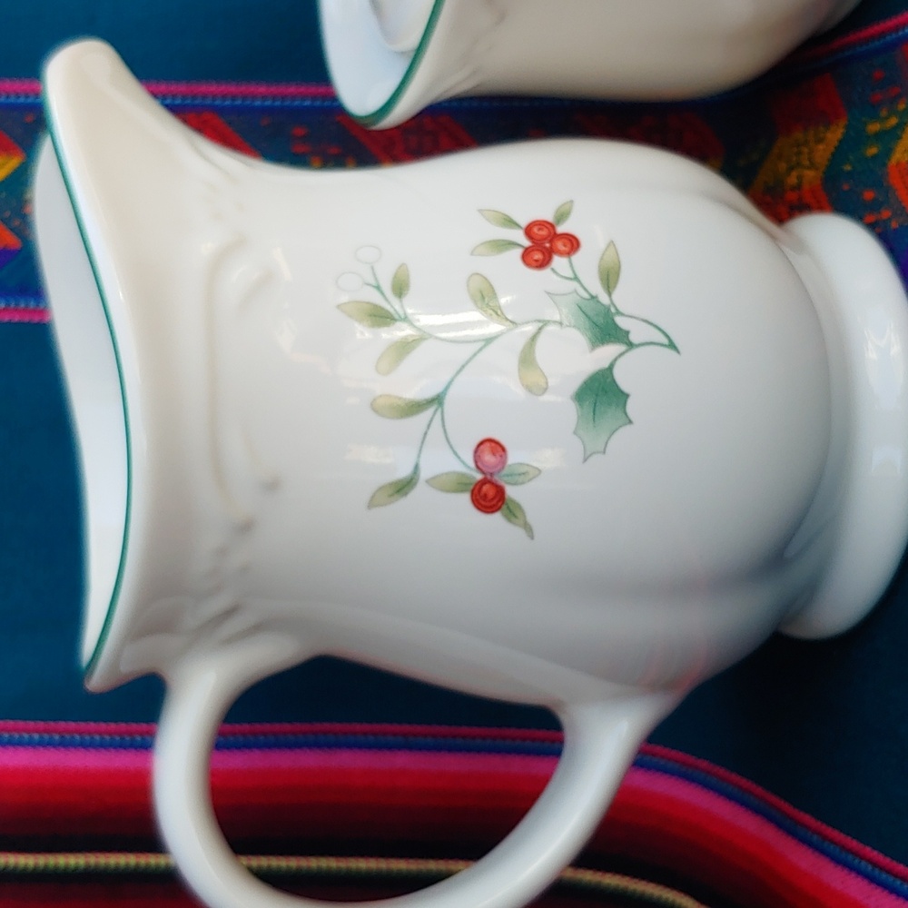 Pfaltzgraff Ceramic Holly Sugar Bowl and Creamer Pitcher - Picture 3 of 14